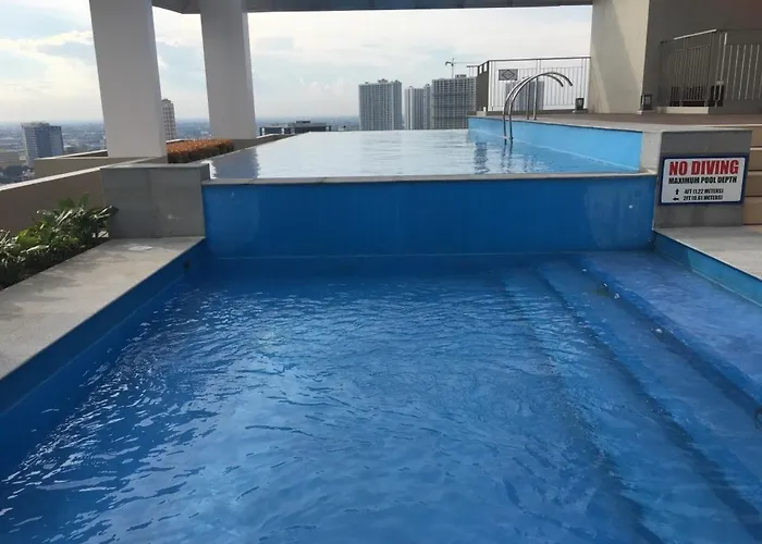 Apartment Vinia Residences + Versaflats