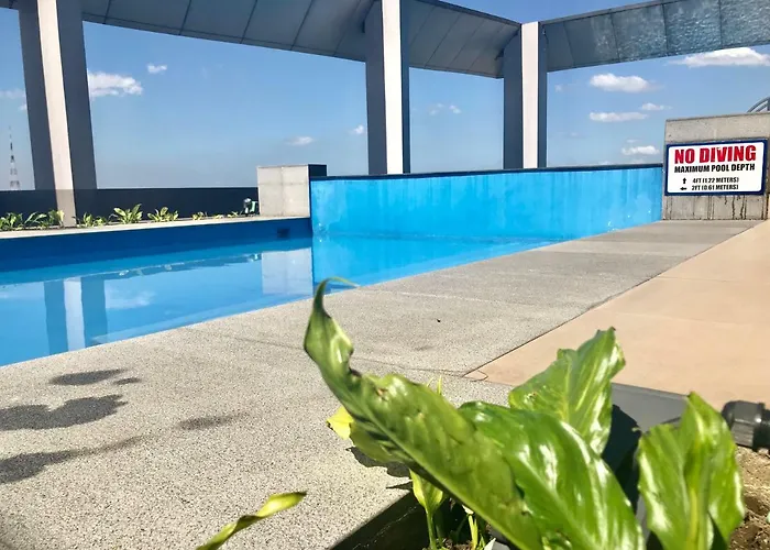 Vinia Residences + Versaflats *