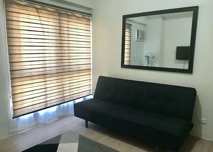Vinia Residences + Versaflats Apartment *